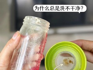 你看的这么多水了还说不要？宝宝为什么一直要喝奶瓶里的水？