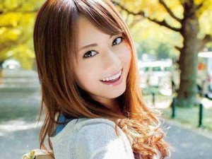 吉泽明步高清种子：日本著名女演员，拥有甜美笑容和迷人身材，该资源包含其多部影视作品，精彩不容错过