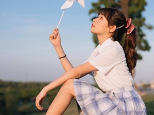 萌白酱甜味弥漫JK学生装制服;萌白酱甜味弥漫 JK 学生装制服，这是什么神仙画面？