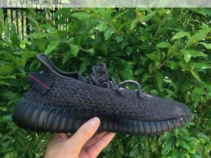 yeezy 蜜桃满天星，潮流必备，独特设计，价格美丽